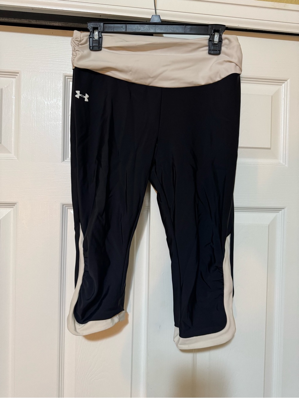 Under Armour Black and Cream Girls' Fold-Over Waist Capri Leggings